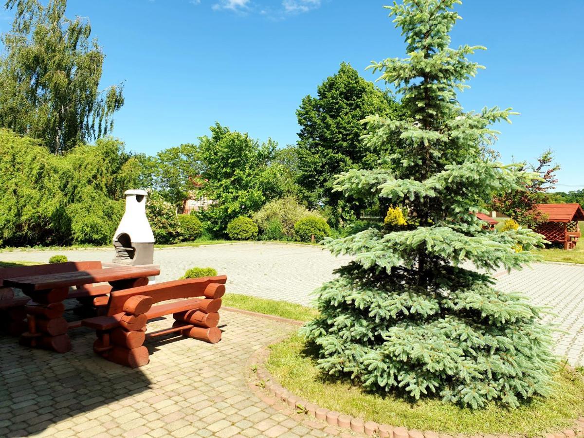 Willa Park Ostrowiec Swietokrzyski Exterior photo